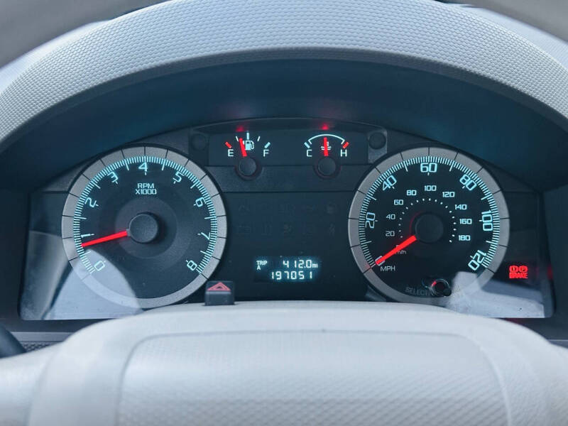 2010 Ford Escape XLS - Photo 22