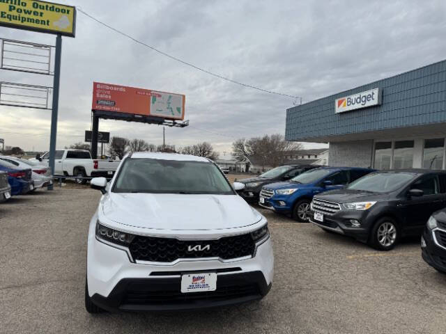 2023 Kia Sorento LX's photo