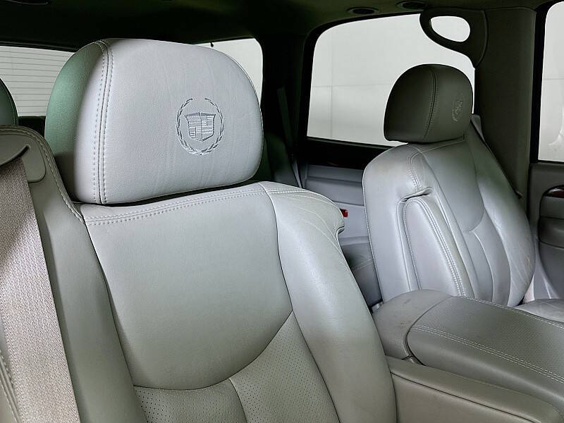 2005 Cadillac Escalade