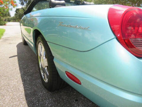 2002 Ford Thunderbird Deluxe