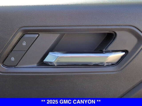 2025 GMC Canyon Elevation