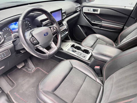 2022 Ford Explorer ST-Line