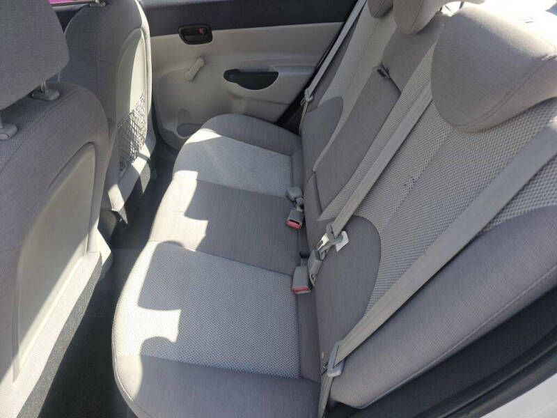 2009 Hyundai Accent GLS