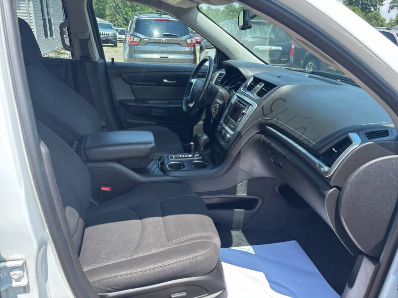 2016 GMC Acadia SLE-2