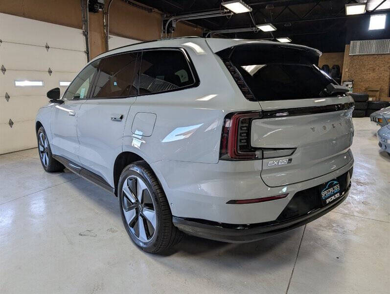 2025 Volvo EX90 Twin Plus 6P