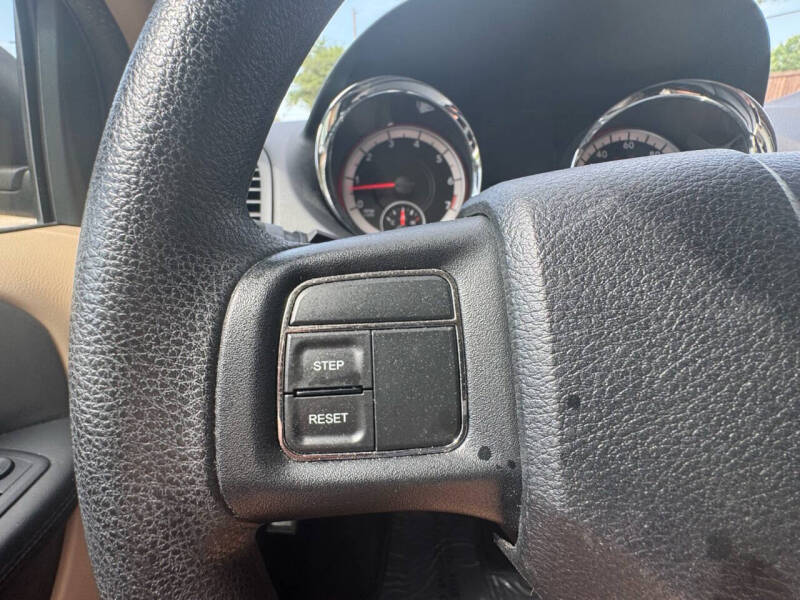 2014 Dodge Grand Caravan SE