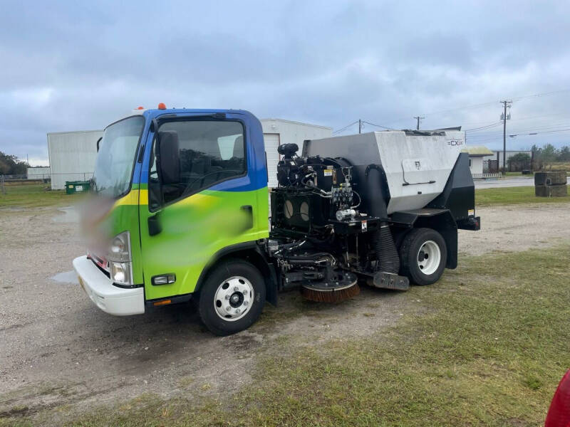 2021 Isuzu NPR/Victory CXi Sweeper