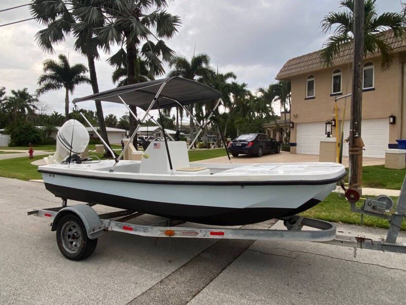 1968 Boston Whaler Fishing boat for sale at BIG BOY DIESELS in Fort Lauderdale FL