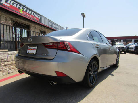 2016 Lexus IS 200t