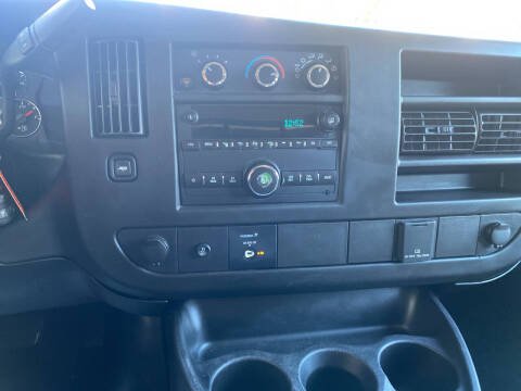 2016 Chevrolet Express LT 2500