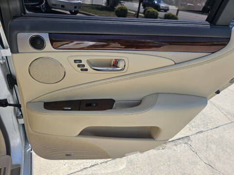 2014 Lexus LS 460