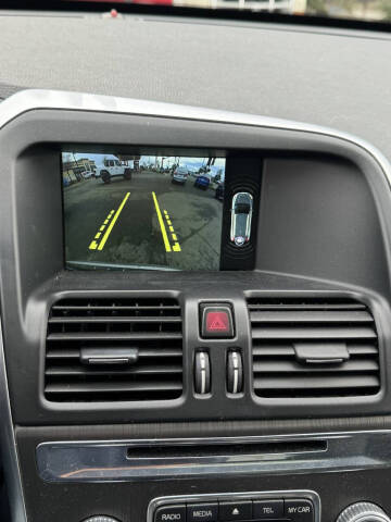 2016 Volvo XC60 T5 Drive-E Premier