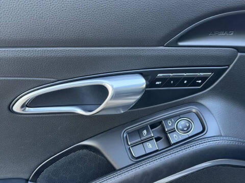 2017 Porsche 911 Carrera