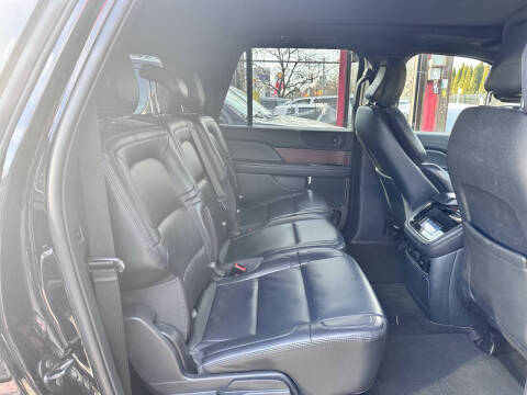 2023 Lincoln Navigator L Standard