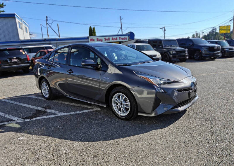 2018 Toyota Prius Two