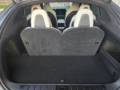 2022 Tesla Model X Plaid