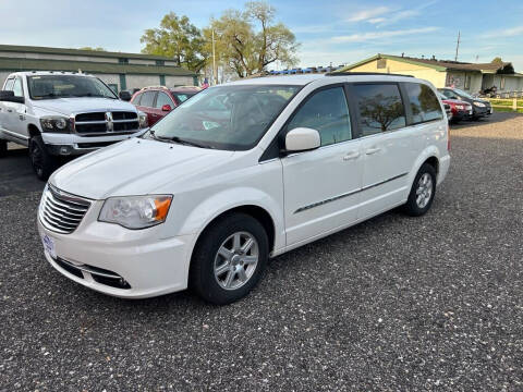 2012 Chrysler Town and Country Touring