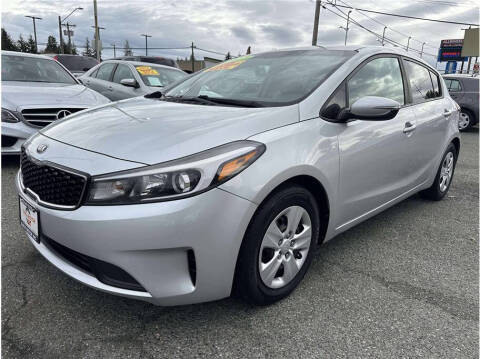 2017 Kia Forte5 LX