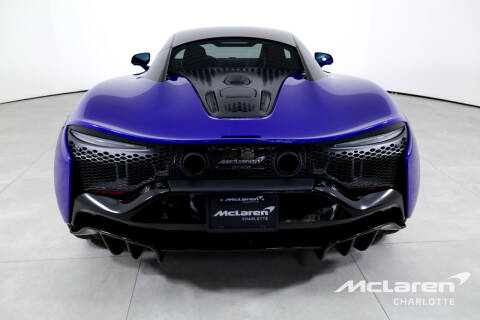 2023 McLaren Artura