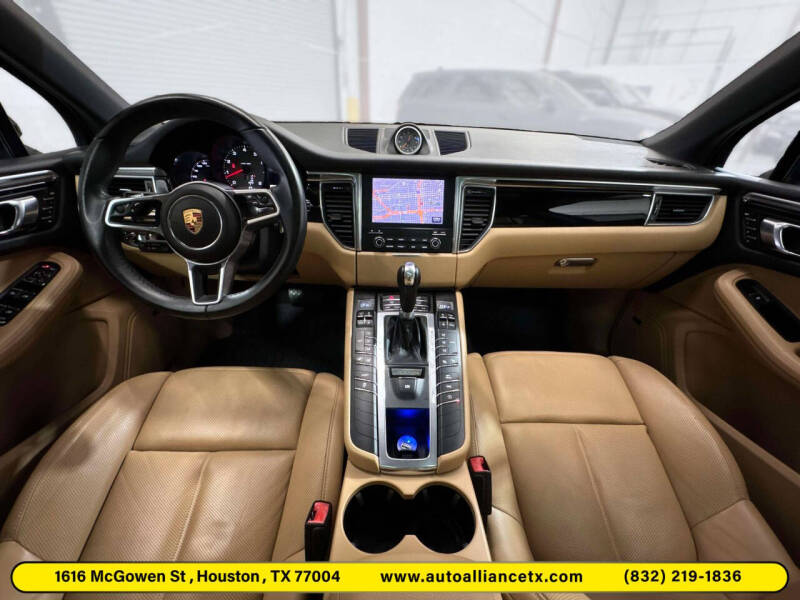 2017 Porsche Macan S