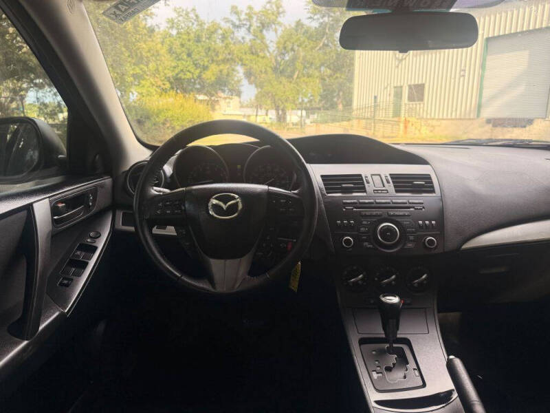 2012 Mazda MAZDA3 i Touring