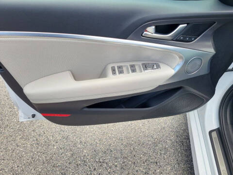 2025 Genesis G70