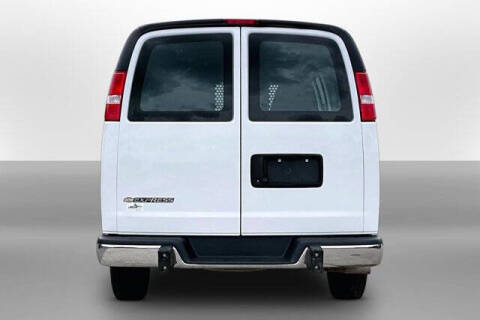 2024 Chevrolet Express 2500