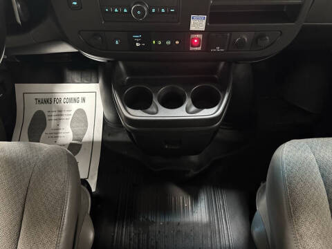 2022 Chevrolet Express 3500