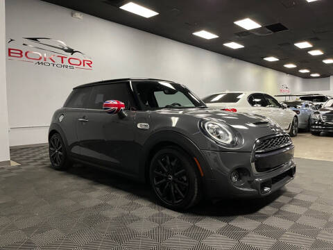 2020 MINI Hardtop 2 Door for sale at Boktor Motors - Las Vegas in Las Vegas NV