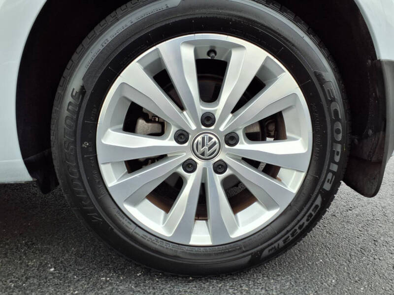 2021 Volkswagen Golf TSI