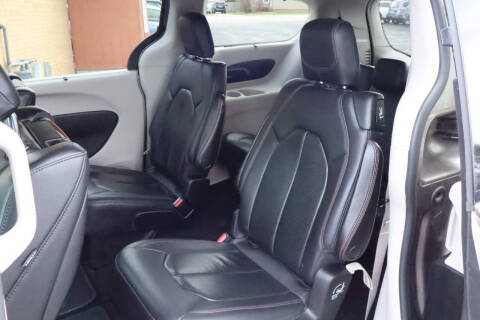 2018 Chrysler Pacifica Touring L Plus