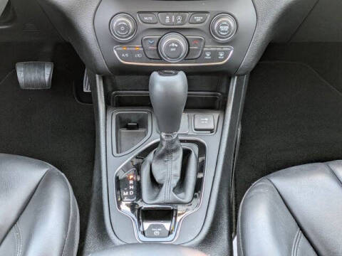 2020 Jeep Cherokee Altitude