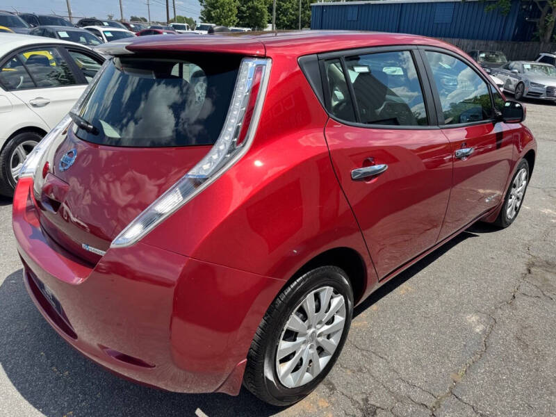 2015 Nissan LEAF SV
