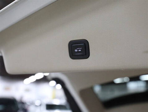 2011 Cadillac SRX Performance Collection