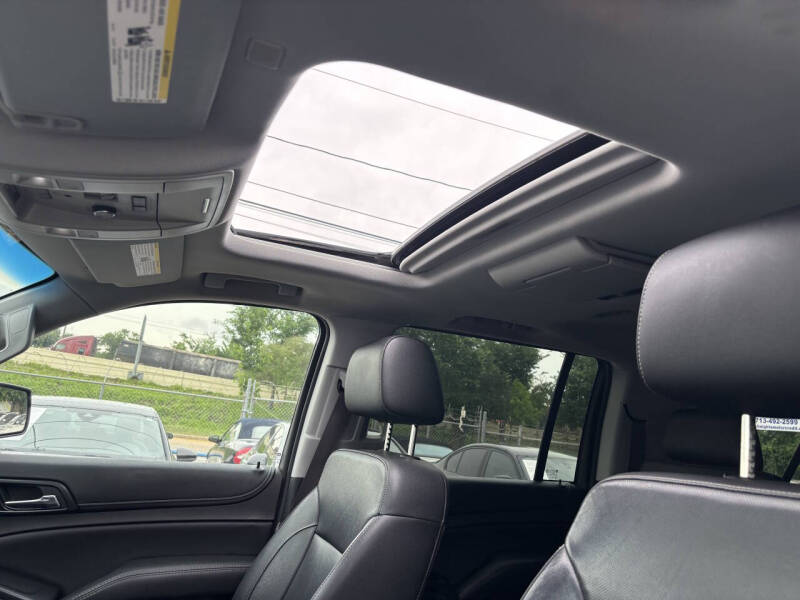2017 GMC Yukon XL SLT