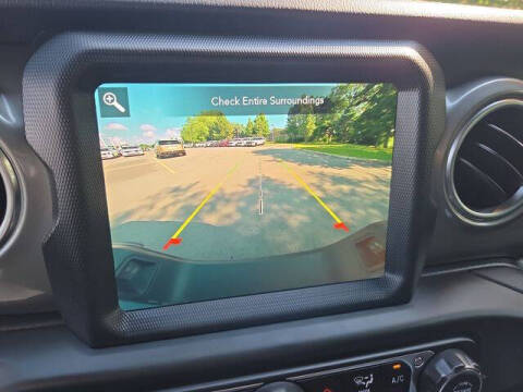 2022 Jeep Gladiator Overland