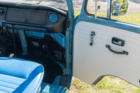 1973 Volkswagen Bus