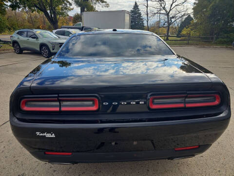 2017 Dodge Challenger SXT