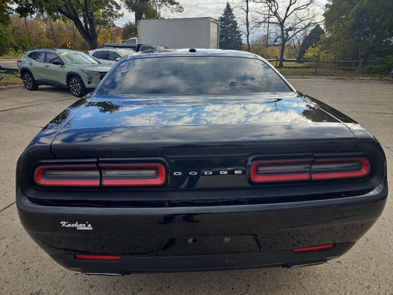 2017 Dodge Challenger SXT