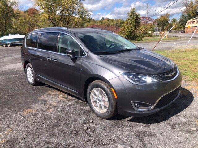 2020 Chrysler Pacifica for sale at American Muscle in Schuylerville NY