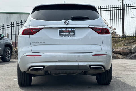 2024 Buick Enclave Essence