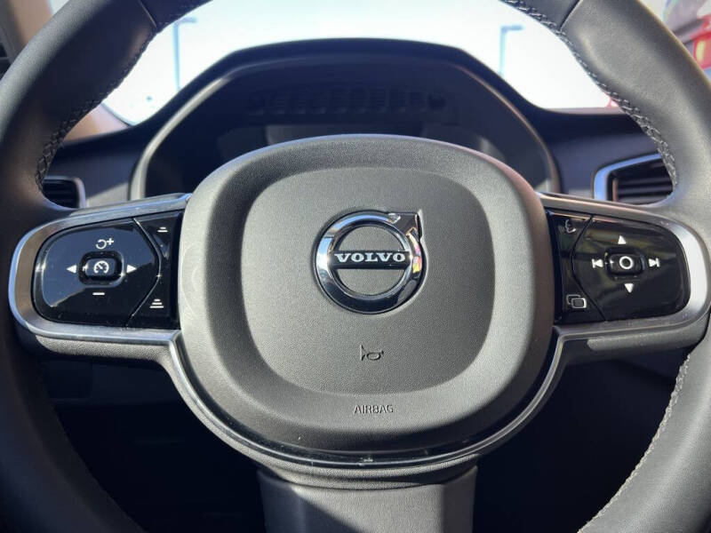 2024 Volvo XC90 B6 Plus Bright Theme 6P