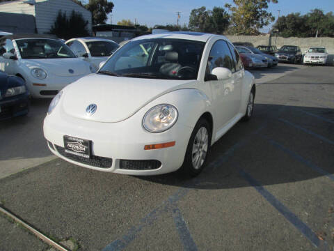 2009 Volkswagen New Beetle Base PZEV