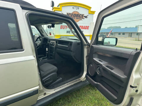2008 Jeep Commander Sport