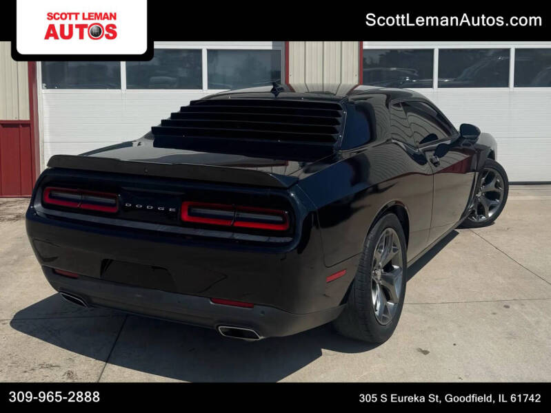 2015 Dodge Challenger SXT Plus