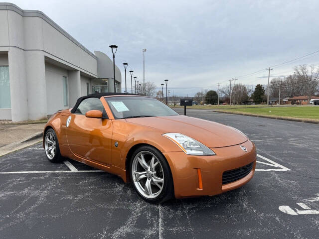 2004 Nissan 350Z for sale at Ryan Motor Sales in Bowling Green, KY