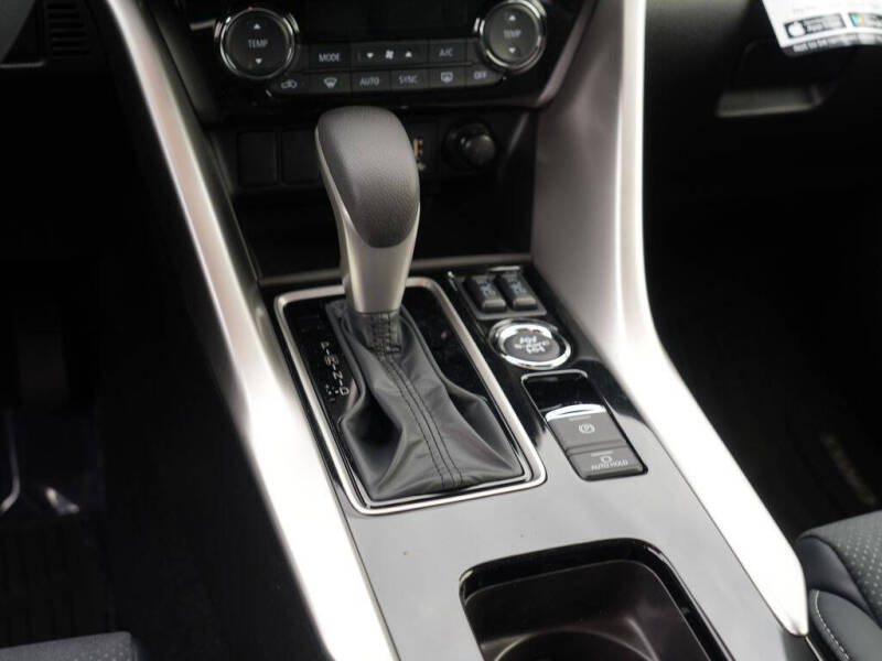 2026 Mitsubishi Eclipse Cross SE