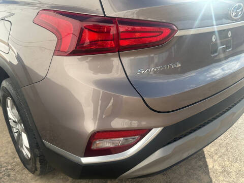 2020 Hyundai Santa Fe SE