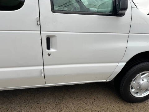 2001 Ford E-Series E-350 SD XLT