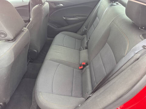 2018 Chevrolet Cruze LS Auto